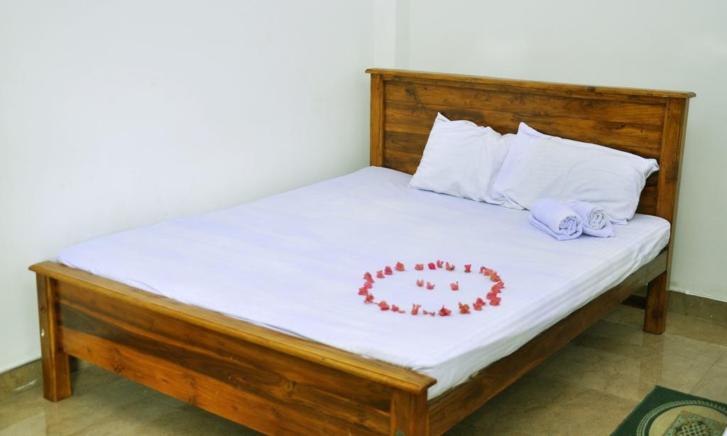 Hotel Flamingo Anuradhapura Luaran gambar