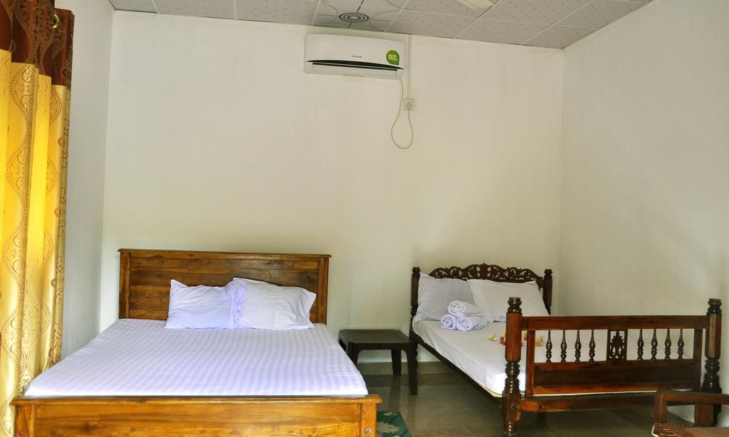 Hotel Flamingo Anuradhapura Luaran gambar